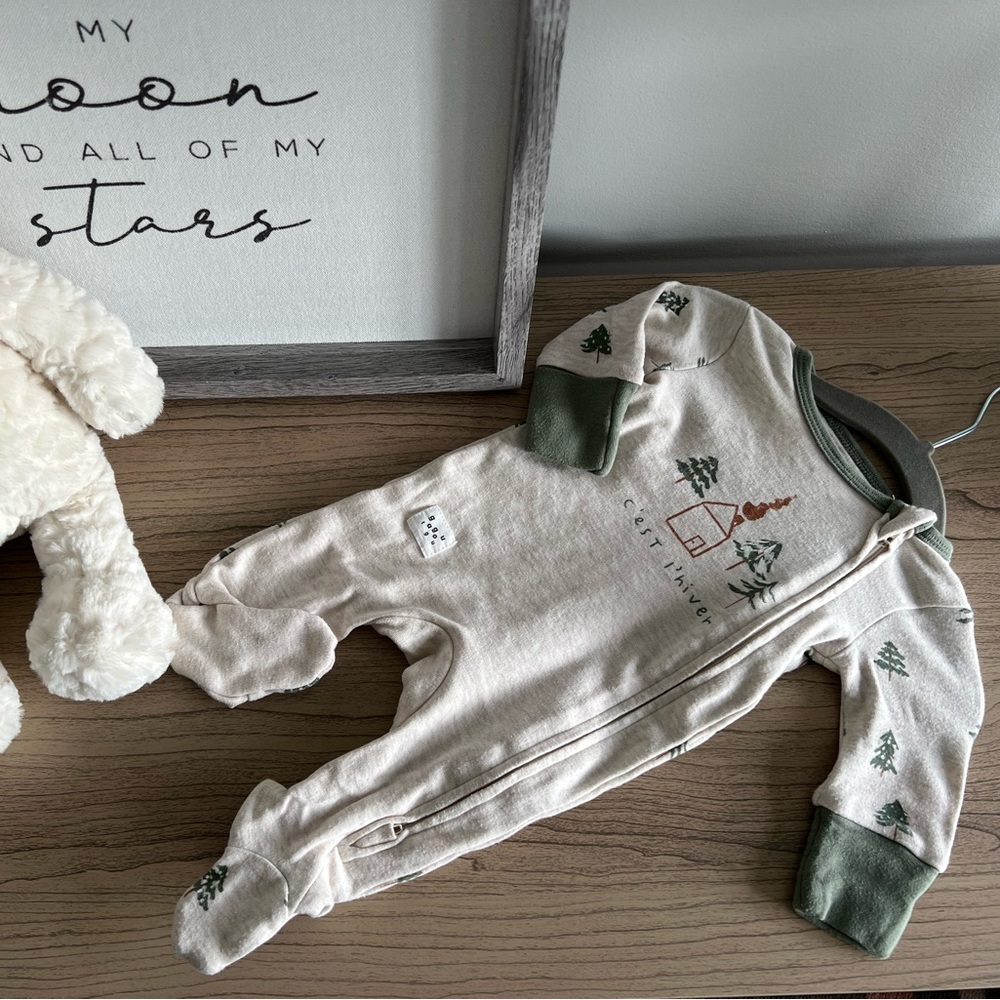Newborn organic pajamas